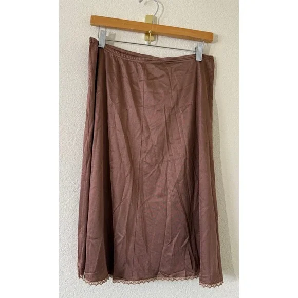 Sold - Picture 3 of 5